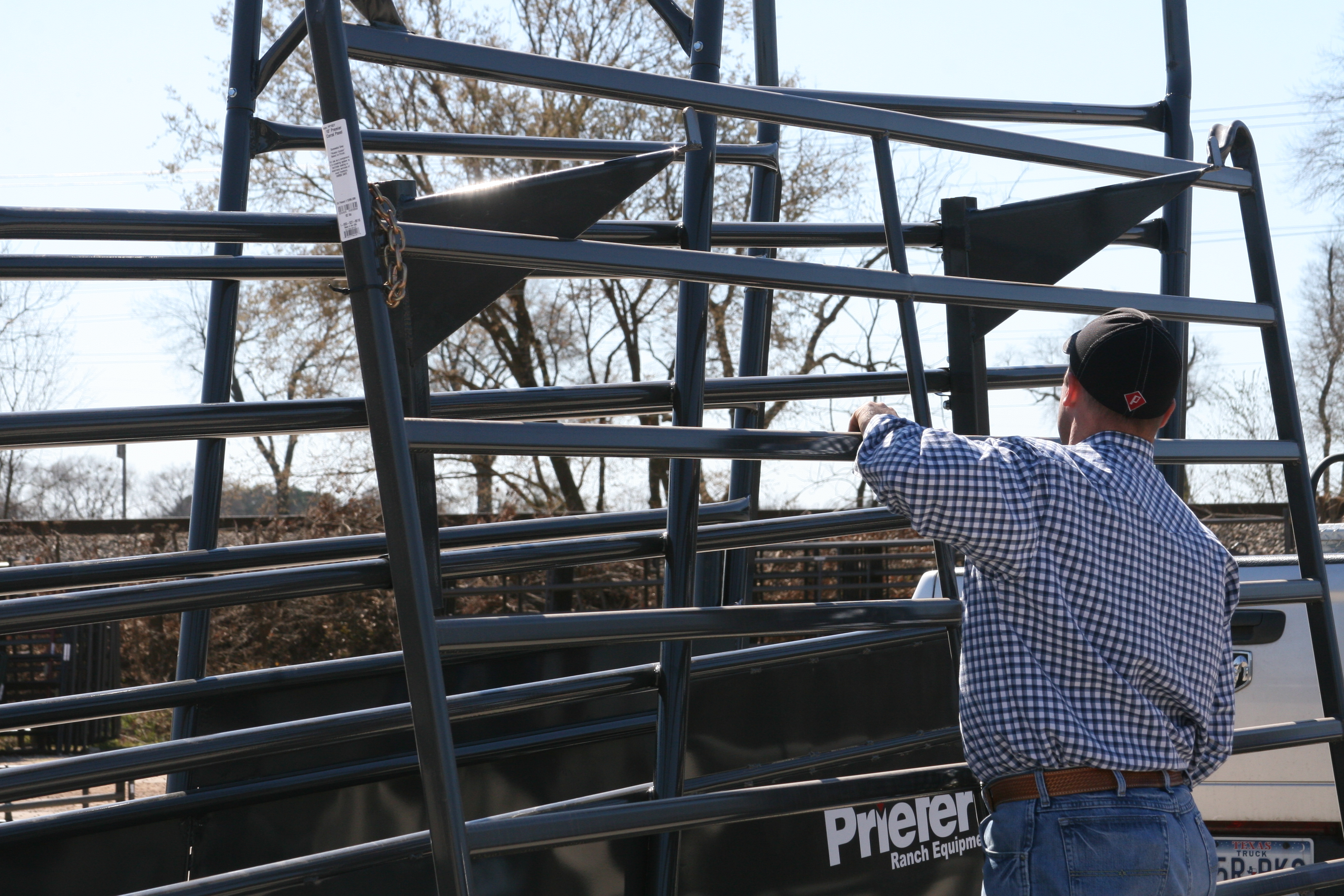 Priefert Load Chute PLC12 22.JPG